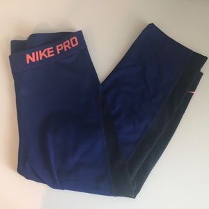 Women’s Nike Pro Leggings